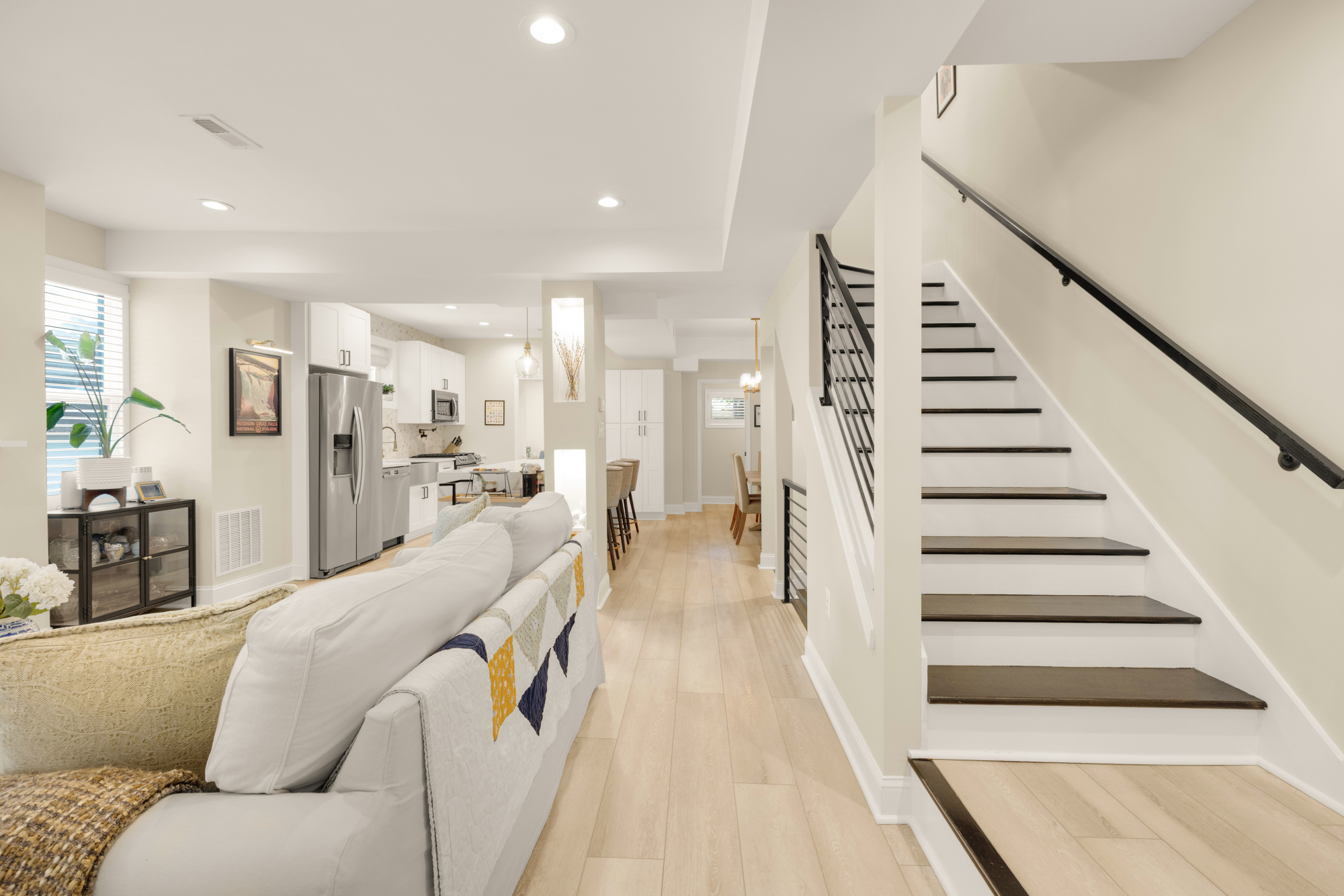 1217 Taylor Street NE_Living Room